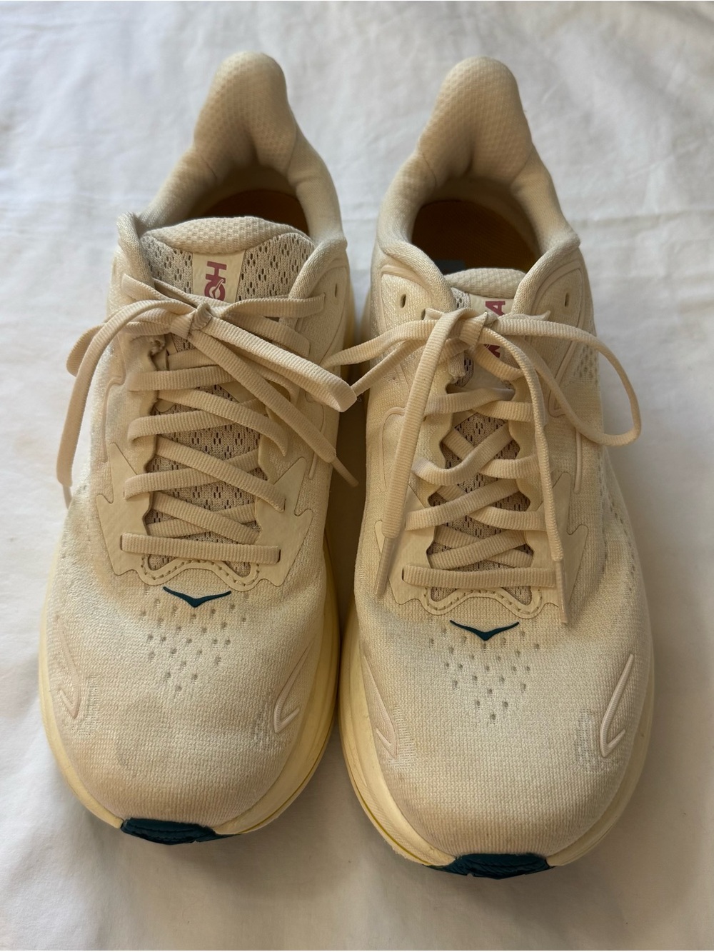 Hoka One One Clifton 10 Shoes Womens Size 8,5B Birch Alabaster Running Athletic